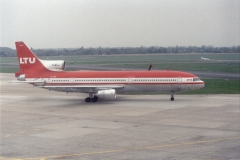 DUS-1989-04-03-4
