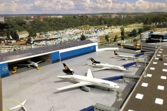 Flughafen-DUS-1_2