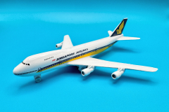 LinoJets-Boeing-747-200-Singapore-Airlines